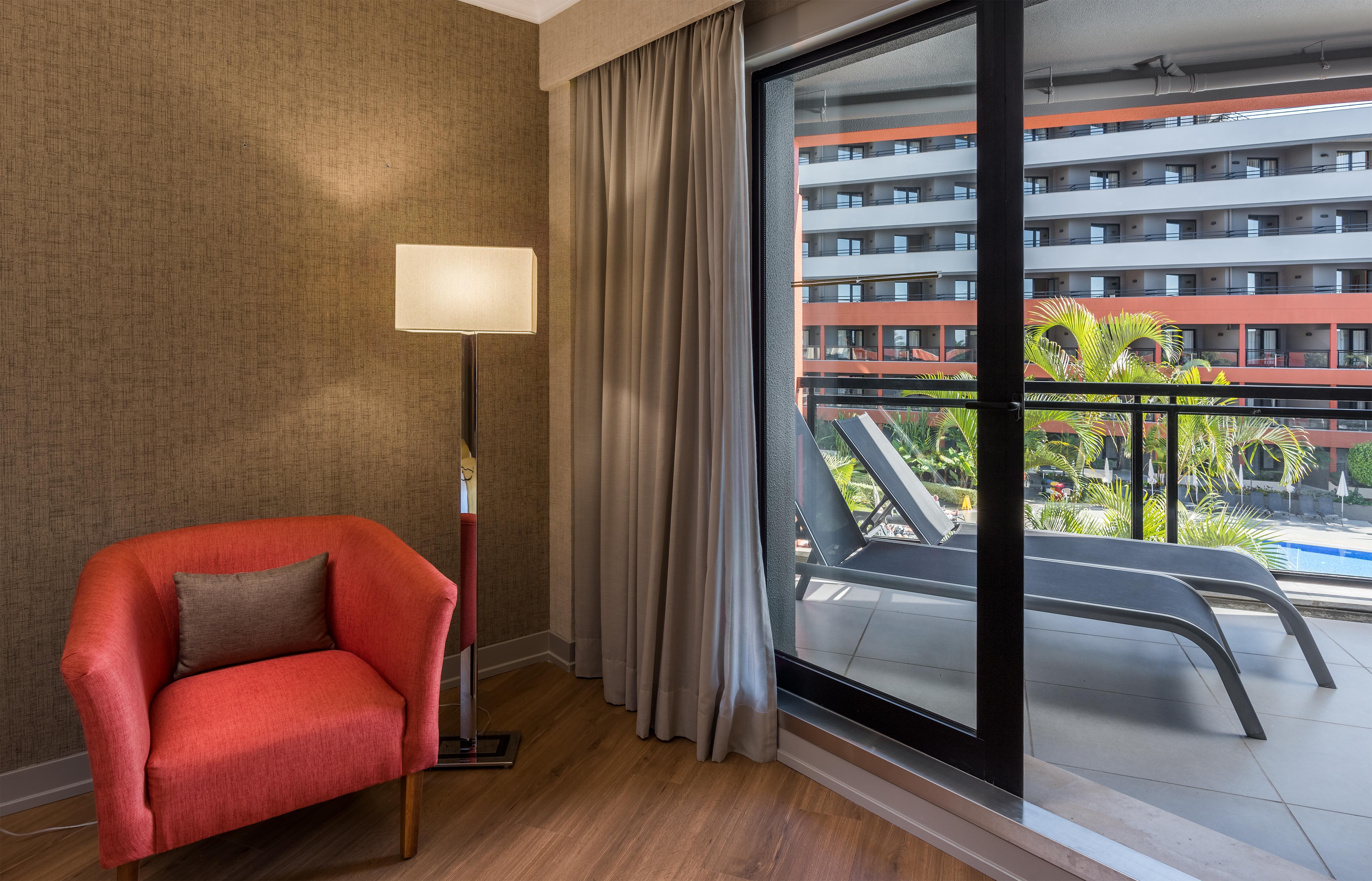 Enotel Lido - All Inclusive Funchal  Exterior foto A room at the Hilton Phuket Arcadia Resort and Spa