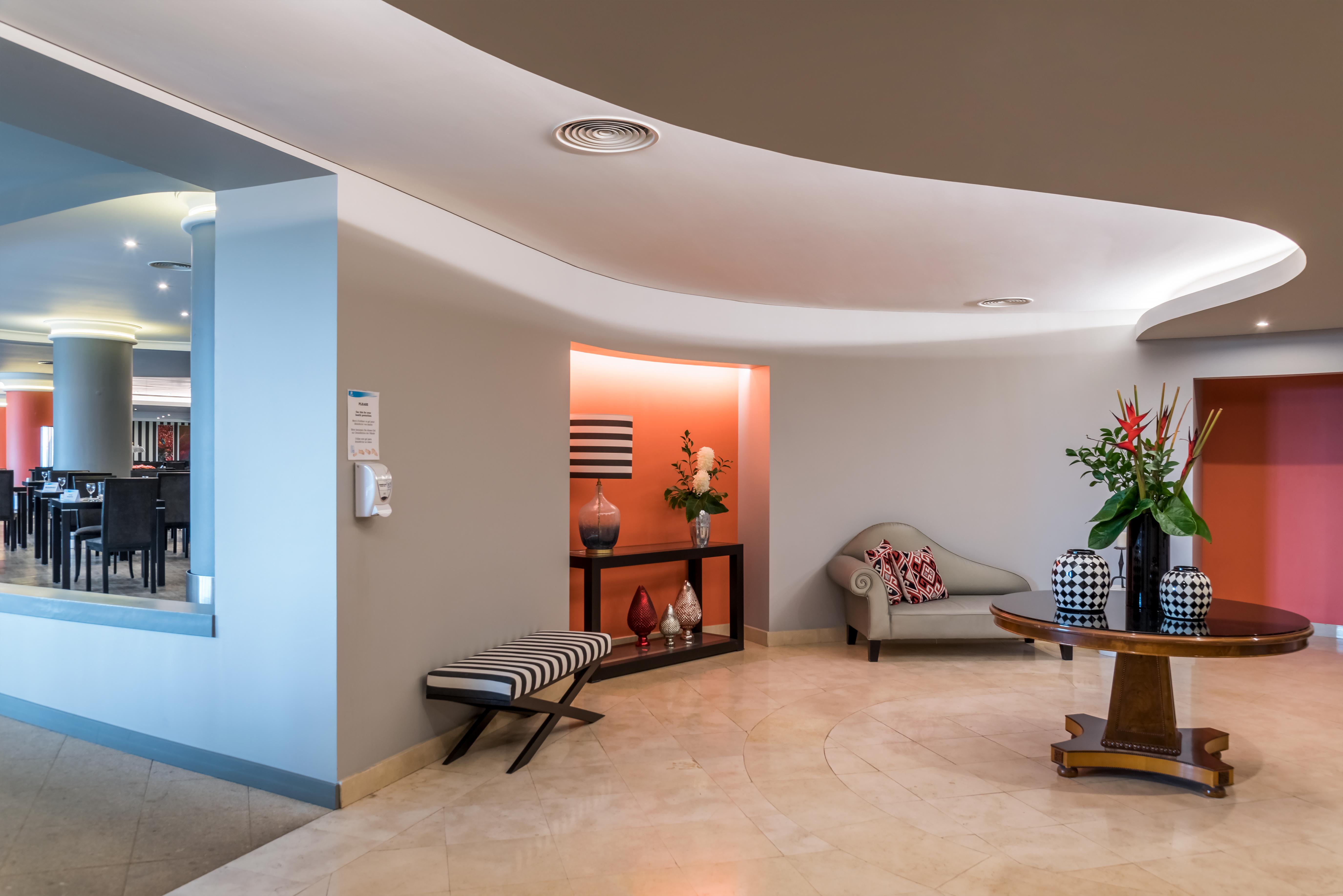 Enotel Lido - All Inclusive Funchal  Exterior foto Interior of the hotel